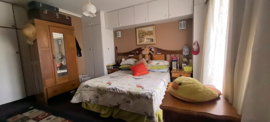 4 Bedroom Property for Sale in Noorsekloof Eastern Cape